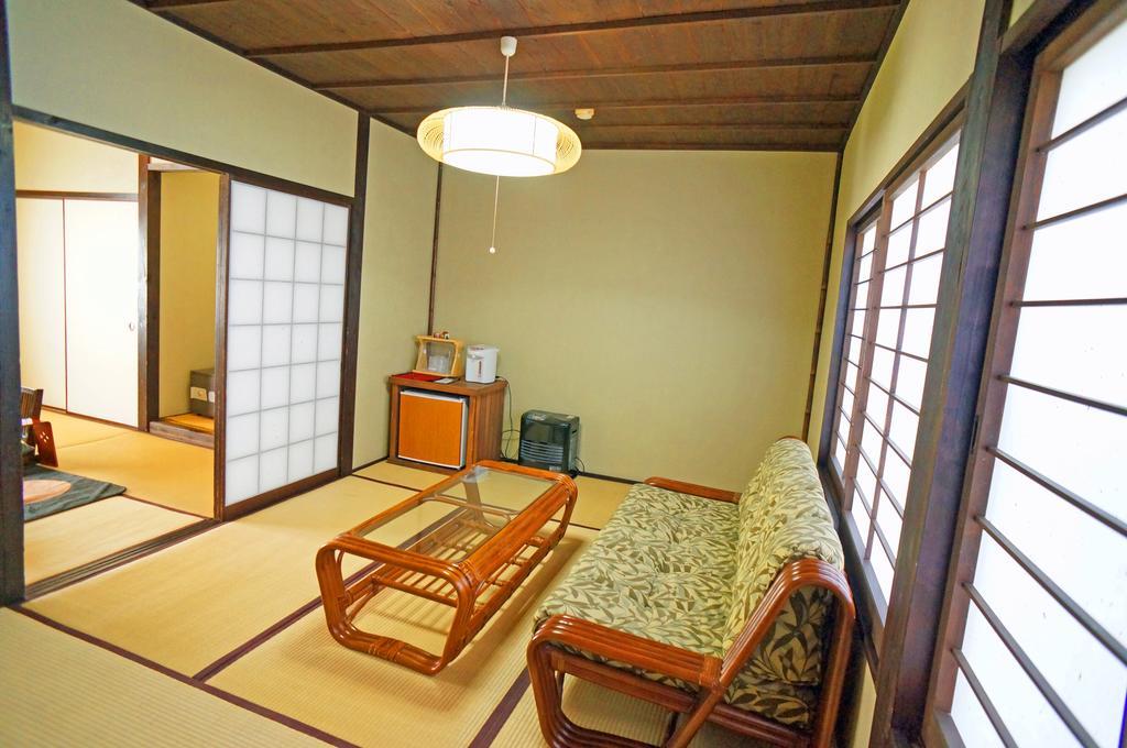 Yufu Ryochiku Otel Oda fotoğraf
